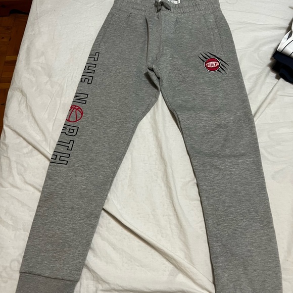 Hoodie +sweatpants - Picture 2 of 2